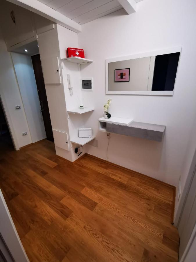 Amio Apartment - Next To M5 Ca Granda Milan Exterior photo